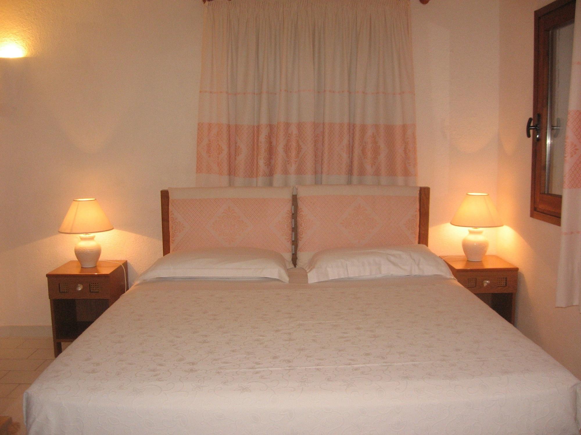 Hotel Valdiola Porto Cervo Kültér fotó